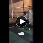 【動画あり】セクシー女優さんのバッティングwwwwwwww