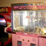 【悲報】ゲーセンのクレーンゲーム景品、おおむね1000円以下まで・・・・・・・・・