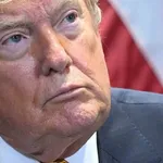 【悲報】トランプ「日本イスラム共和国から米空母が攻撃を受けた」