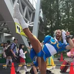 【画像あり】白人さん、完璧な春麗のコスプレを披露して大開脚ｗｗｗｗｗｗｗｗ