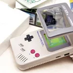 【爆笑】ゲームボーイがスケスケだったやつｗｗｗｗｗｗｗｗｗｗ