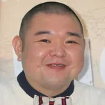 【衝撃】内山信二さん、子役時代の最高月収3000万円「駄菓子屋で僕だけ万札」ｗｗｗｗｗｗｗｗｗｗ