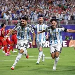 【W杯】王者アルゼンチンが延長弾で準決勝進出、4強はすべてW杯優勝経験国に！ スイスはエースが“ダイブ”退場で号泣