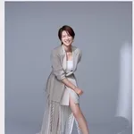 【驚愕】51歳・吉瀬美智子さん、圧巻スタイルがガチで美しすぎるwwwwwwwwww