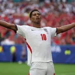 【W杯】ベリンガムが2得点で仁王立ち！ イングランドがハーランド不発のノルウェーに逆転勝ちして準決勝へ