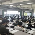 【悲報】おまえらさん「公務員なんて誰でもなれる無能集団」ｗｗｗｗｗｗｗｗｗｗ