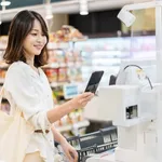 【悲報】Xの女漫画家さん「コンビニで令和に乗れてない奴いたwキャッシュレスなら時代に乗れるのにw」wwwwwwwwww