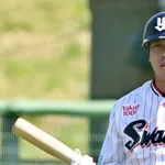 【悲報】山田哲人さん、ガチのマジでクビになりそう