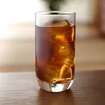 【爆笑】弱者男性さん「ゴクッゴクッゴクッ……プハーッ!」←飲んでそうなものwwwwwwwwww