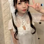 【画像あり】七沢みあ「ふわふわ女の子みあも好き? 」パシャー