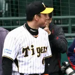 カープ次期監督筆頭は『金本&ノムケン』『菊池監督プラン』は立ち消えに【FRIDAY】
