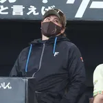 【悲報】新庄監督、ついにブチギレる 試合終了4分後に無言で去る