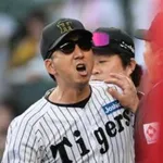 8回表、満塁の場面で熊谷敬宥に代打を出さない藤川の采配、キレられる
