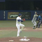 【中日対阪神15回戦】中日が阪神の猛追振り切る 連敗止め借金17 吉田が無死満塁招くもアブレウ&齋藤がリード死守 ボスラーV弾含む3打点 中西2勝目