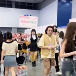 【動画あり】アーニャのコスプレ行列、美少女しかいない