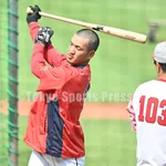 【画像】カープ矢野、丸刈り姿で発見されるwwwwwwwwwwww