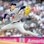 【朗報】ロバーツ監督、佐々木朗希の自己最速102マイルにご満悦「思わず笑顔になったよ」