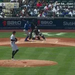 ヤンキースの守備、ボールを見失う…