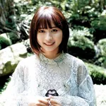 【画像あり】「中国のガッキー」ことロン・モンロウ(栗子)の初グラビアwwwwwwww