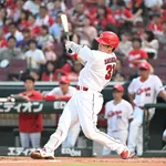 【悲報】坂倉「エラーしてもため息だけは勘弁してください。一生懸命練習してるんで」