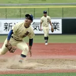 【高校野球】増える球児のサングラス着用 目の保護や紫外線対策にも