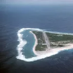【朗報】南鳥島沖の泥から重レアアース確認、日本が大資源国家になってしまうwwwwwwwwww