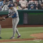 大谷翔平、第四打席は6回表2アウト二三塁のチャンスで申告敬遠…