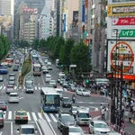 【悲報】通勤車で片道50分ワイ、生きるのが辛くなってきた・・・・・・・・・
