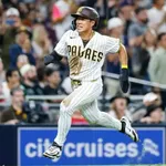 ソン・ソンムンとかいう韓国人メジャーリーガー、45試合内野(二遊三)守って失策0www