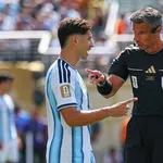 【悲報】アルゼンチン人、主審は賄賂を受け取っていたからW杯決勝は無効試合で再試合しろと6万人が署名ｗｗｗｗｗｗｗｗｗｗｗ