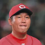 新井貴浩(2位4位5位5位)←こいつの評価ｗｗｗｗｗｗｗｗｗｗｗｗ