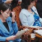 【悲報】高市さん「国旗!定数削減!皇室!副首都!」国民「物価高は…?」・・・・・・・・・