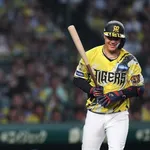 【悲報】DeNA藤浪晋太郎 阪神大山に死球www