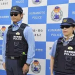 【戦慄】熊本のコンビニ強盗さん(21)、右肩と右太ももを撃たれてもナイフを手放さず・・・・・・・・・