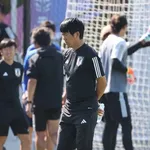 【悲報】FIFAは言った「ブラジルがやるから日本は午後だ」40度のなか練習する羽目に・・・・・・・・・