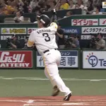 近藤健介 .305 22本 76打点 出塁率.420 OPS1.007