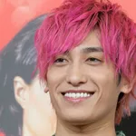 EXIT兼近「幼稚園のとき朝3時か4時に起きて近所中のピンポン押してた。『起きてますか！』（笑）」