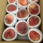 【悲報】🍑グエンさんの八百屋、桃一箱1000円で終わるｗｗｗｗｗｗｗｗｗｗ
