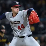 【ソフトバンク】懸案の先発補強へ「ＭＬＢ有望株」 身長203cmの最速161キロ右腕を獲得調査