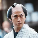 【爆笑】亀梨和也さん、NHK『銭形平次』の“銭投げ”に自信「野球かじってたんで」ｗｗｗｗｗｗｗｗｗｗ