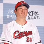 広島現役選手「小園と矢野は腫れ物扱い。大半は関係ないのに『ゾンビ軍団』と揶揄され恥ずかしい」