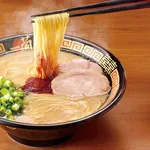 【悲報】潔癖症さん、ラーメン屋に行く様子を載せるも外で飯食うなよとツッコまれるwwwwwwwwww