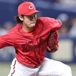 カープ鈴木健矢が『ぐう聖』ムーブ!敗戦した遠藤を迎えに行く姿が話題に