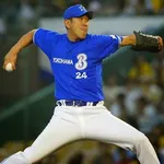 10勝10敗だけど二刀流で.386 72本 195打点 82盗塁する門倉