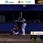 プロ野球の審判さん、ガチのマジで試合中にめちゃくちゃふざけてしまう