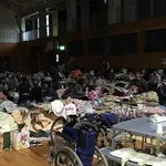 【悲報】熊本避難所の女性「トイレの臭いが凄い。水を飲めと言われても飲む気になれない」・・・・・・・・・