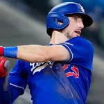 ドジャースのタッカー見ててMLBの年俸について思うことがあるんやけどさ