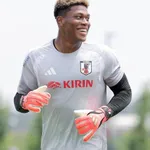 【朗報】23歳の鈴木彩艶さん、ユベントス完全移籍へ前向きwwwwwwwwww