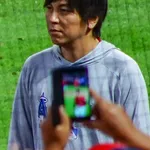球神「水原一平よ、今の記憶を保って5年前に戻りやり直すのです」