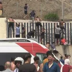 【衝撃】スペインにアフリカから不法移民5万人、海を泳いで流入wwwwwwwwww
